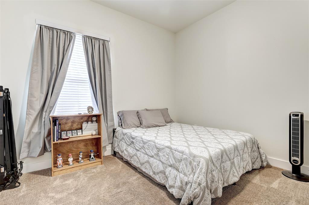 2400 Louis Henna Blvd # 305, Round Rock, TX 78664