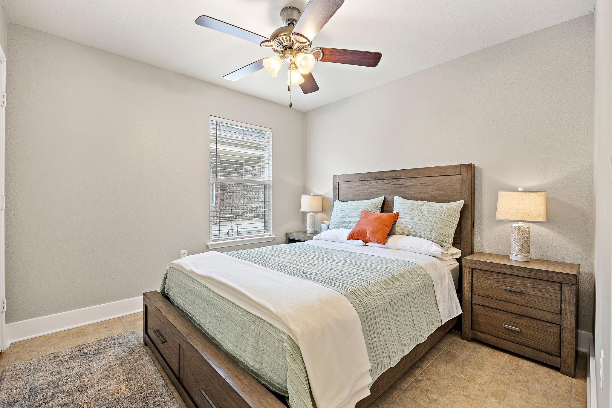 128 Alamosa Creek Ln, Georgetown, TX 78633