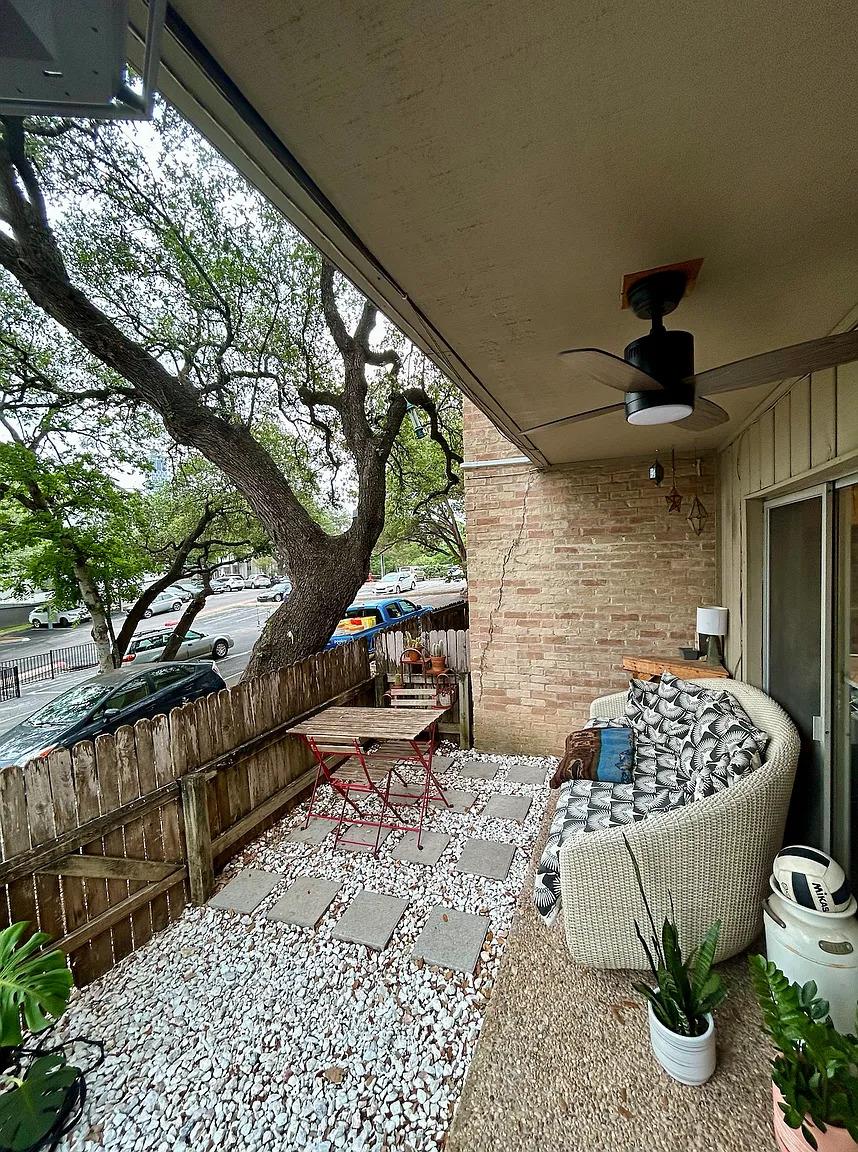 620 S 1st St # 106, Austin, TX 78704