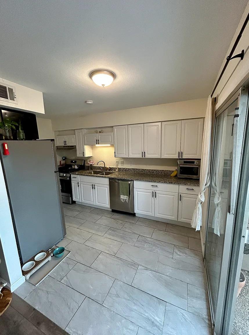 620 S 1st St # 106, Austin, TX 78704