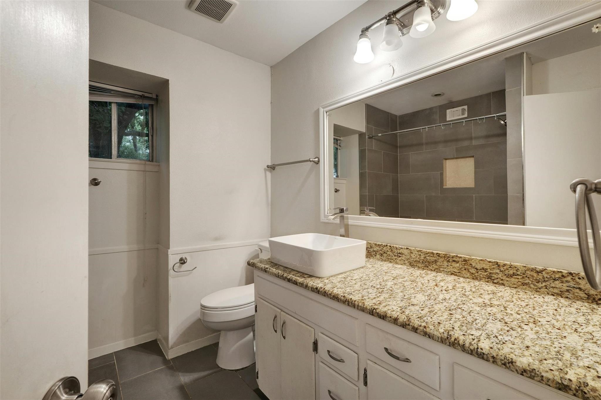 1302 E Saint Johns Ave # A, Austin, TX 78752