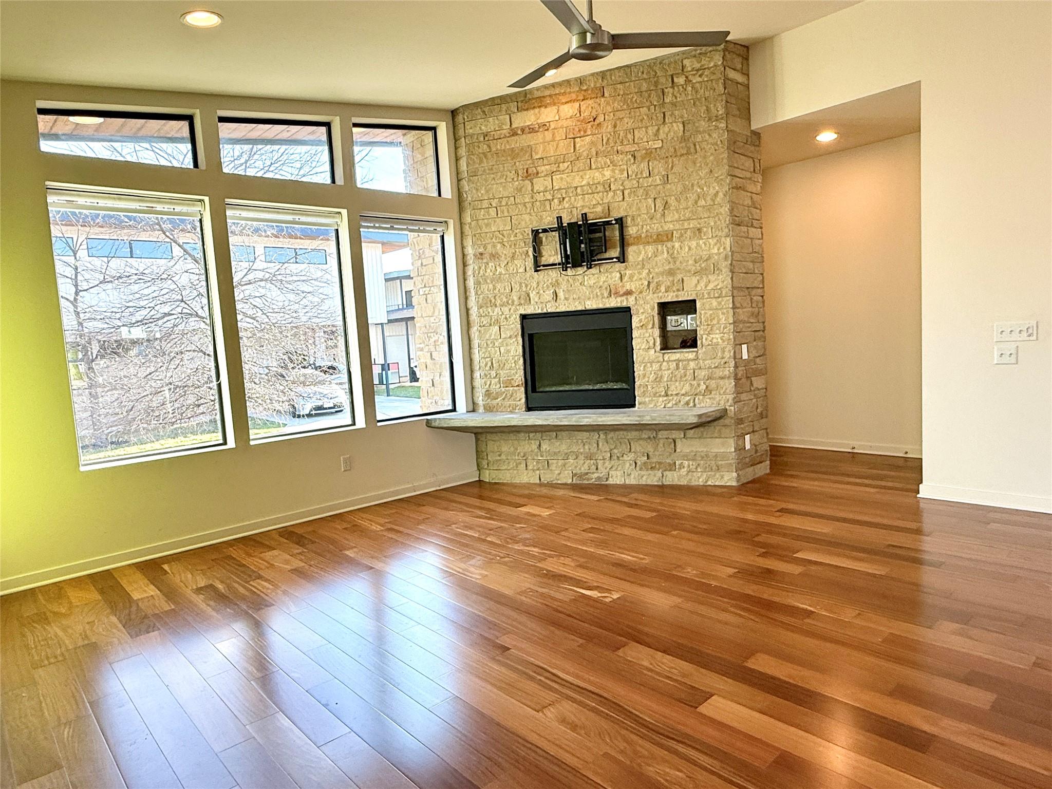 416 Starlight Village Loop, Leander, TX 78641