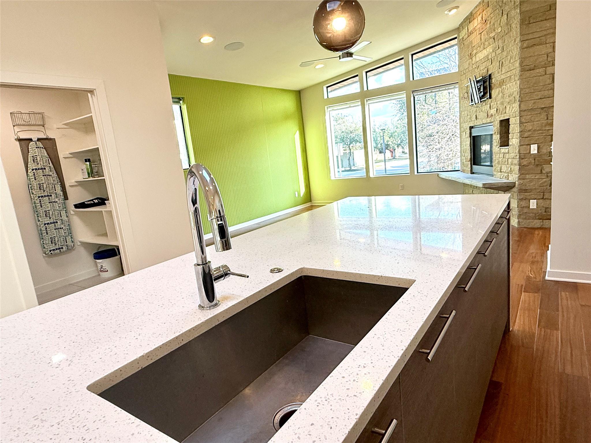 416 Starlight Village Loop, Leander, TX 78641