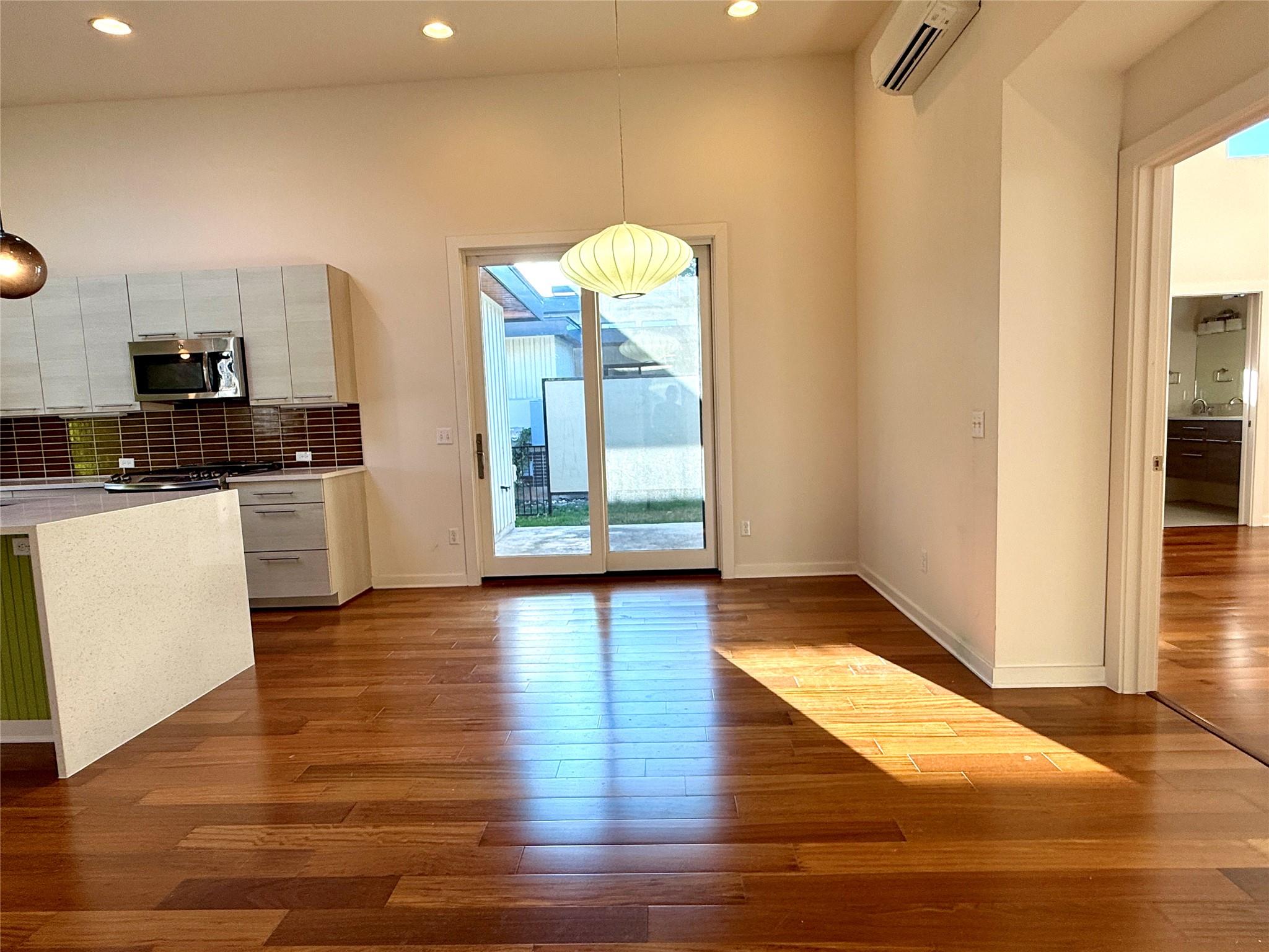 416 Starlight Village Loop, Leander, TX 78641