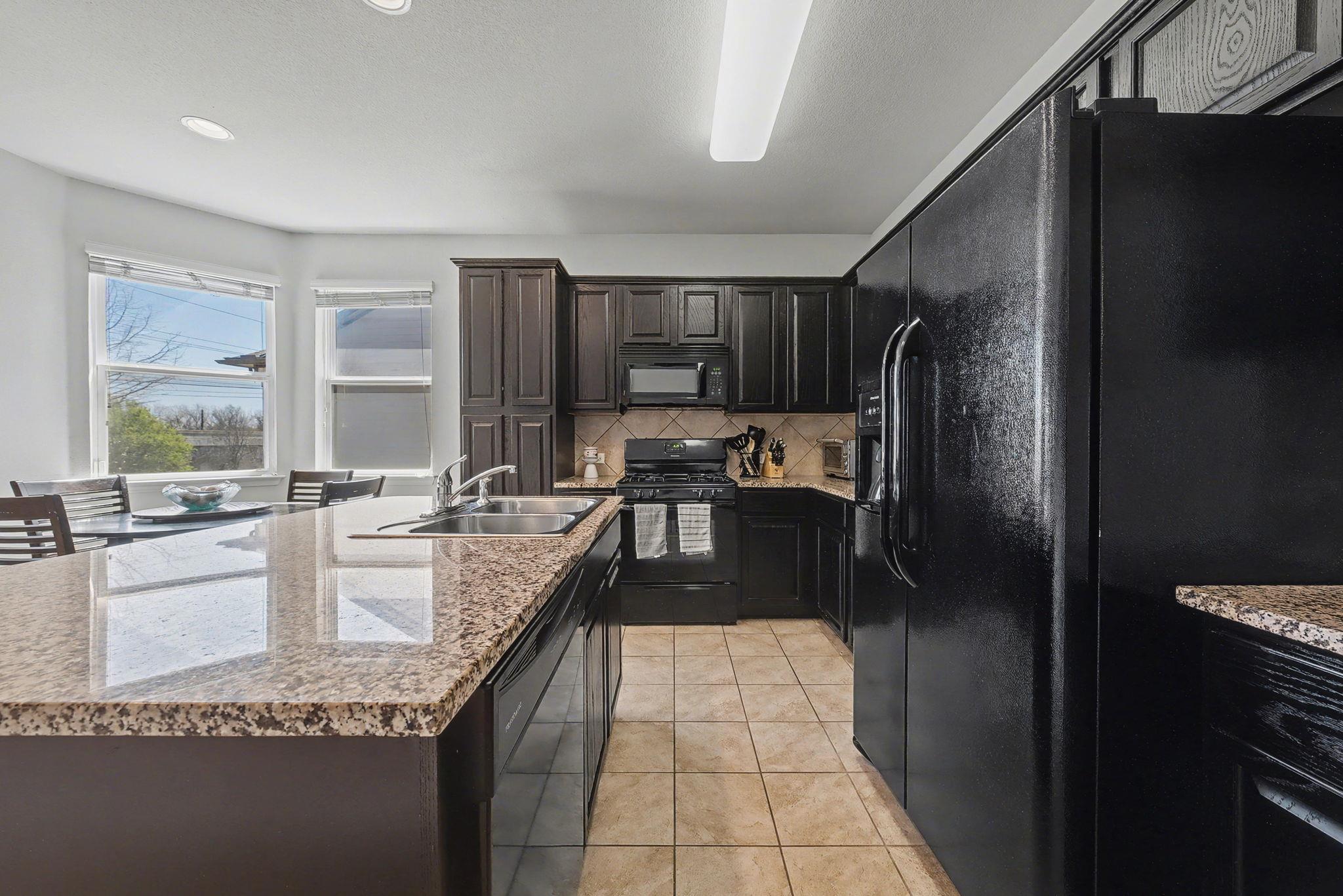 13700 Sage Grouse Dr # 202, Austin, TX 78729