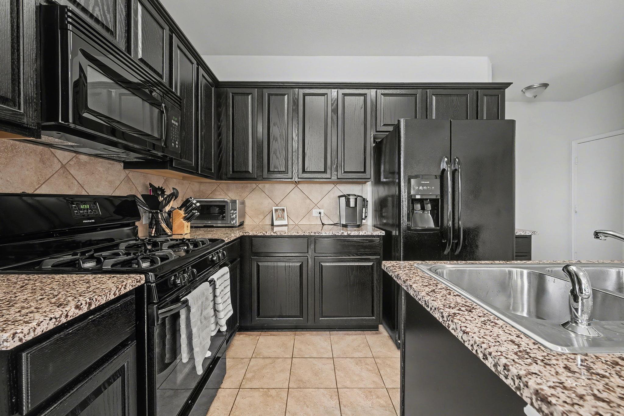 13700 Sage Grouse Dr # 202, Austin, TX 78729