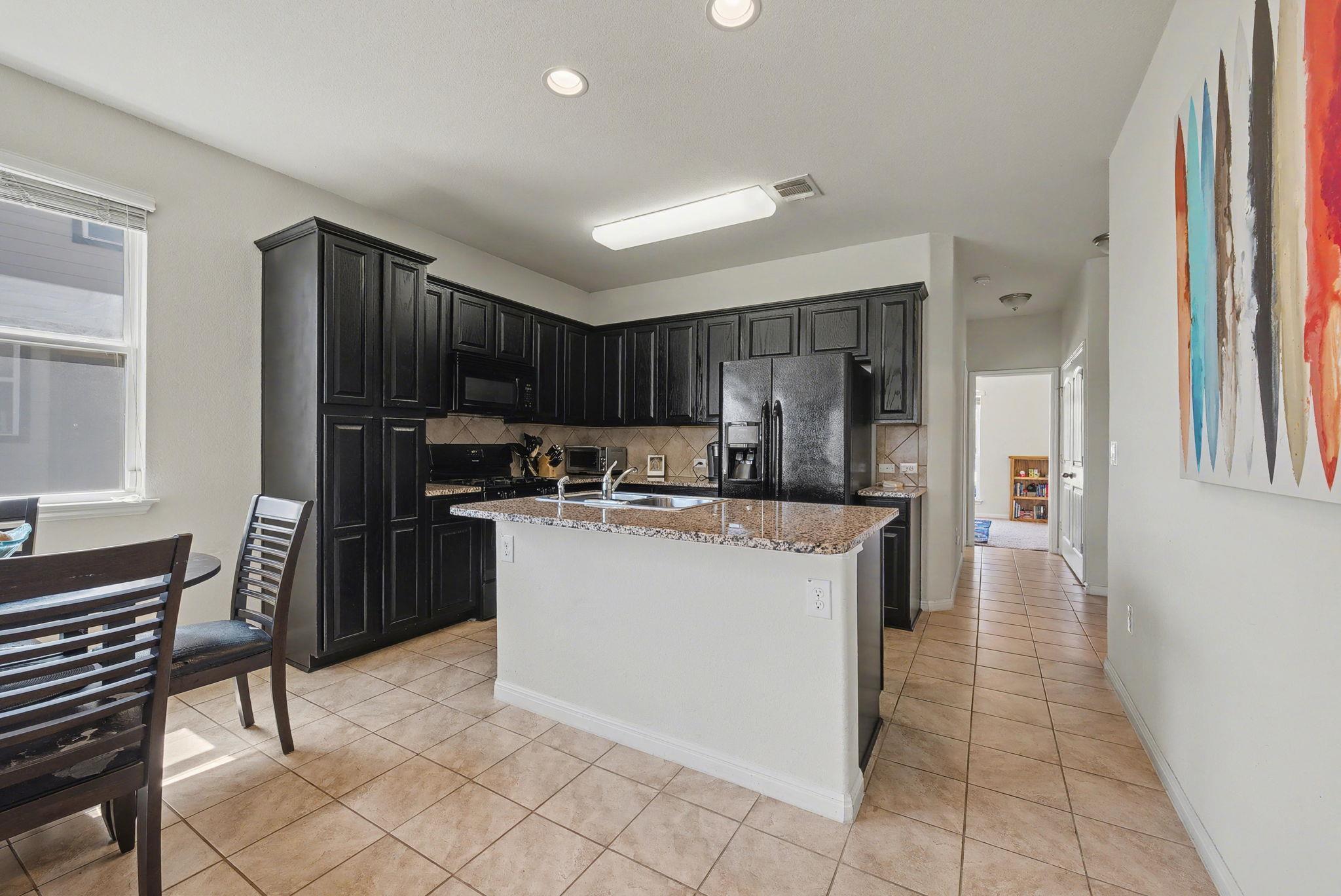 13700 Sage Grouse Dr # 202, Austin, TX 78729