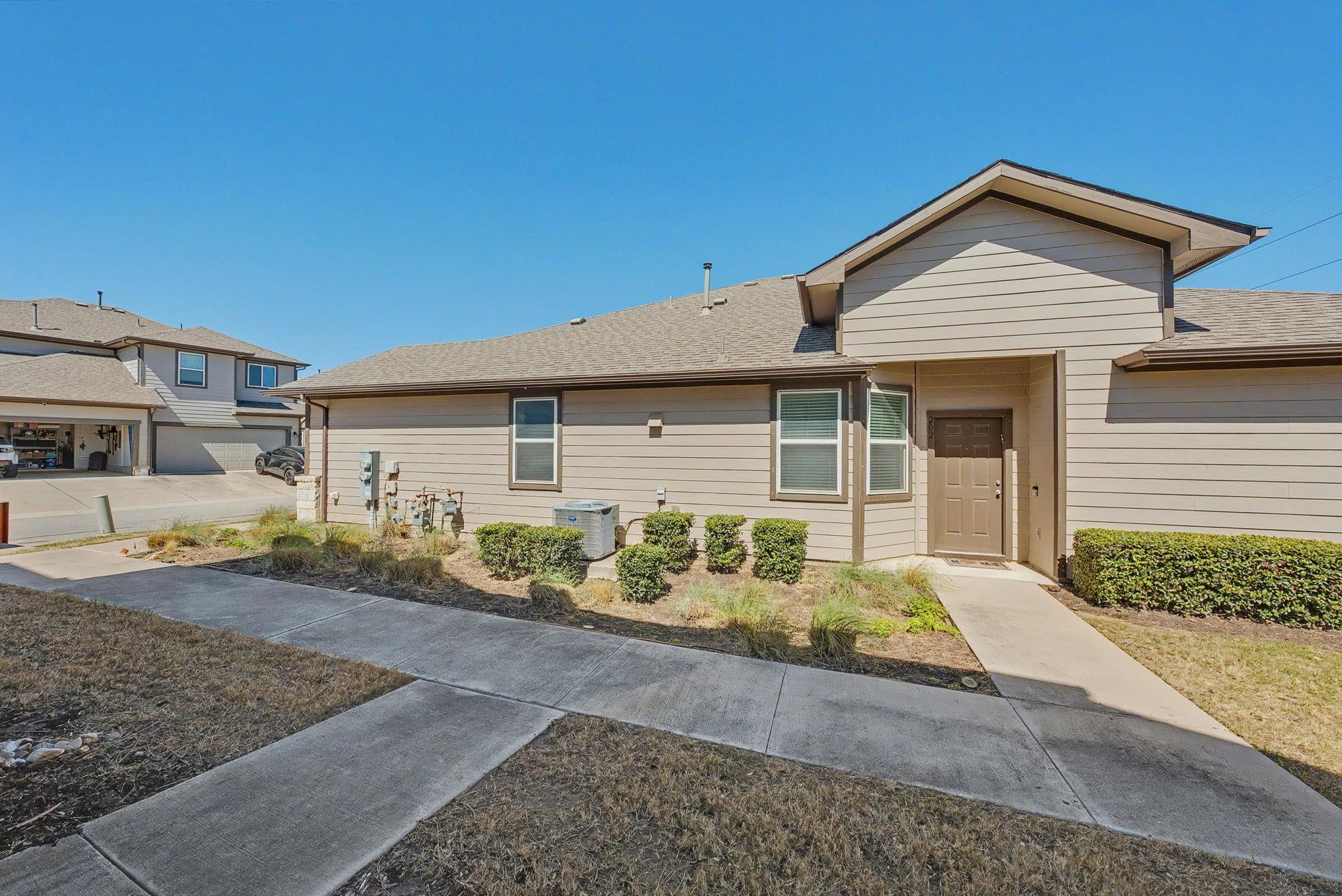 13700 Sage Grouse Dr # 202, Austin, TX 78729