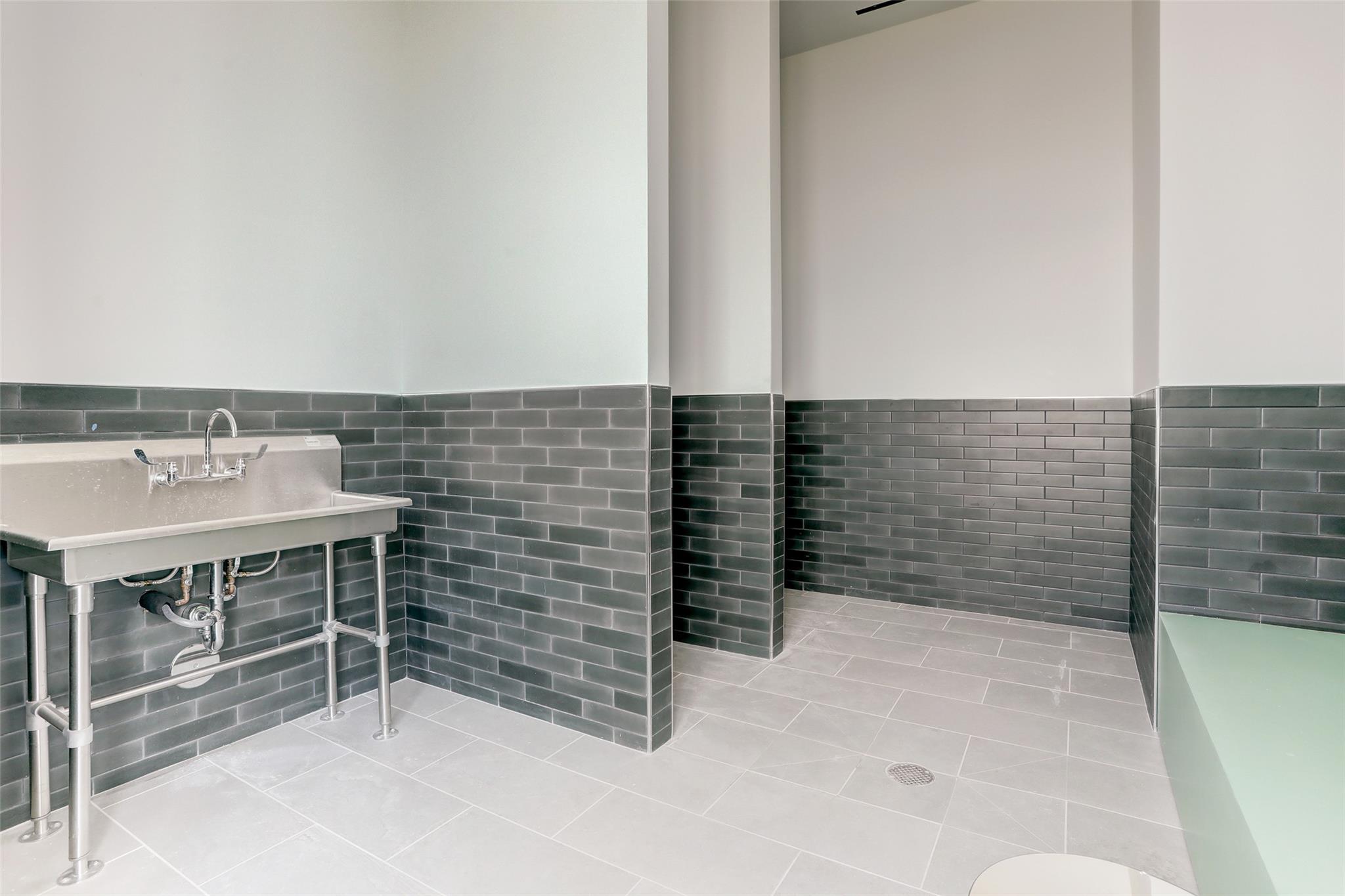 44 East Ave # 1808, Austin, TX 78701