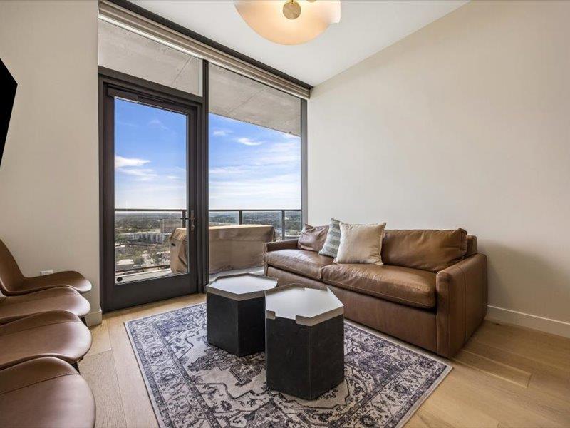 44 East Ave # 1808, Austin, TX 78701