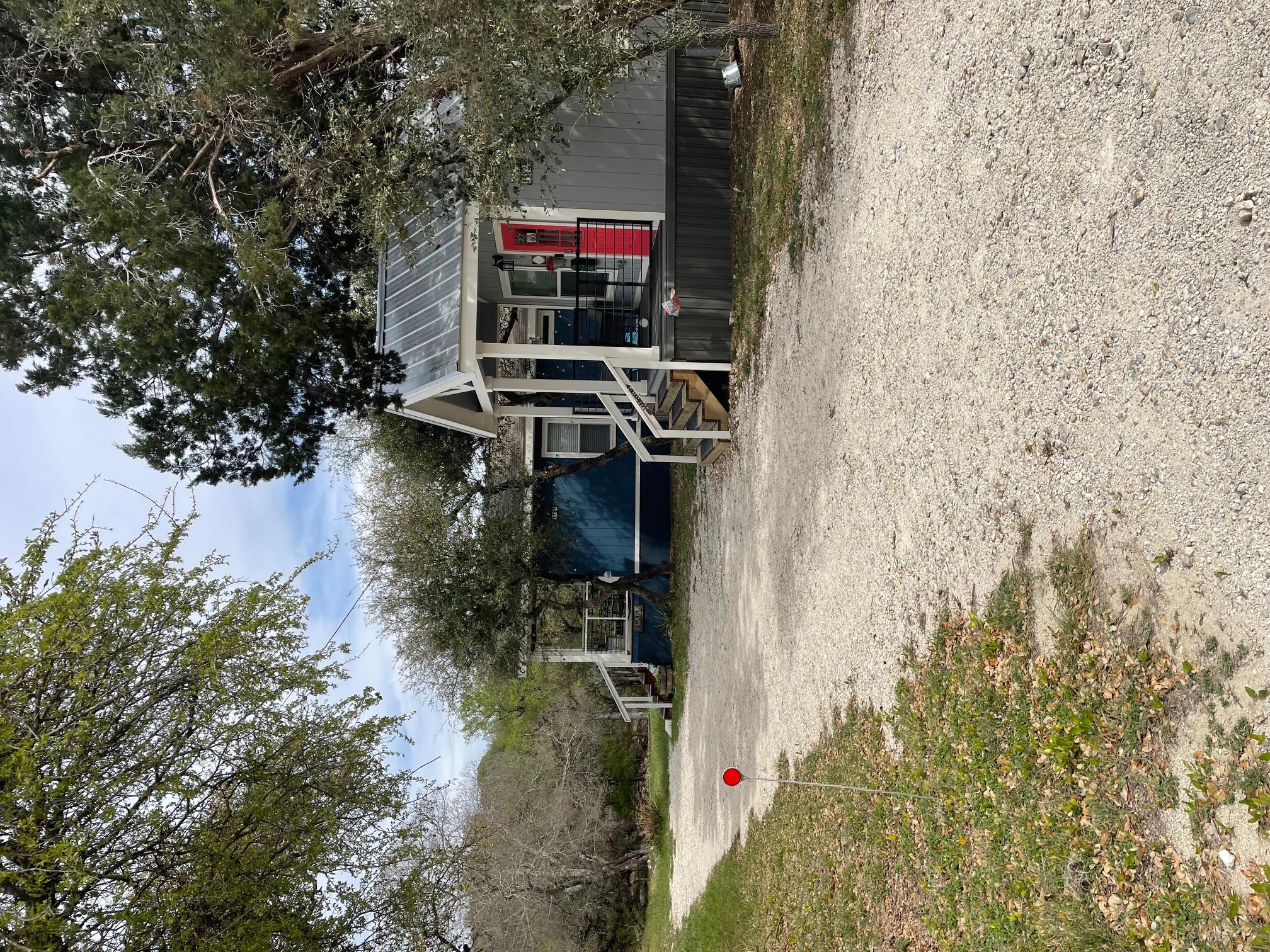 1409 LAVACA Dr, Canyon Lake, TX 78133