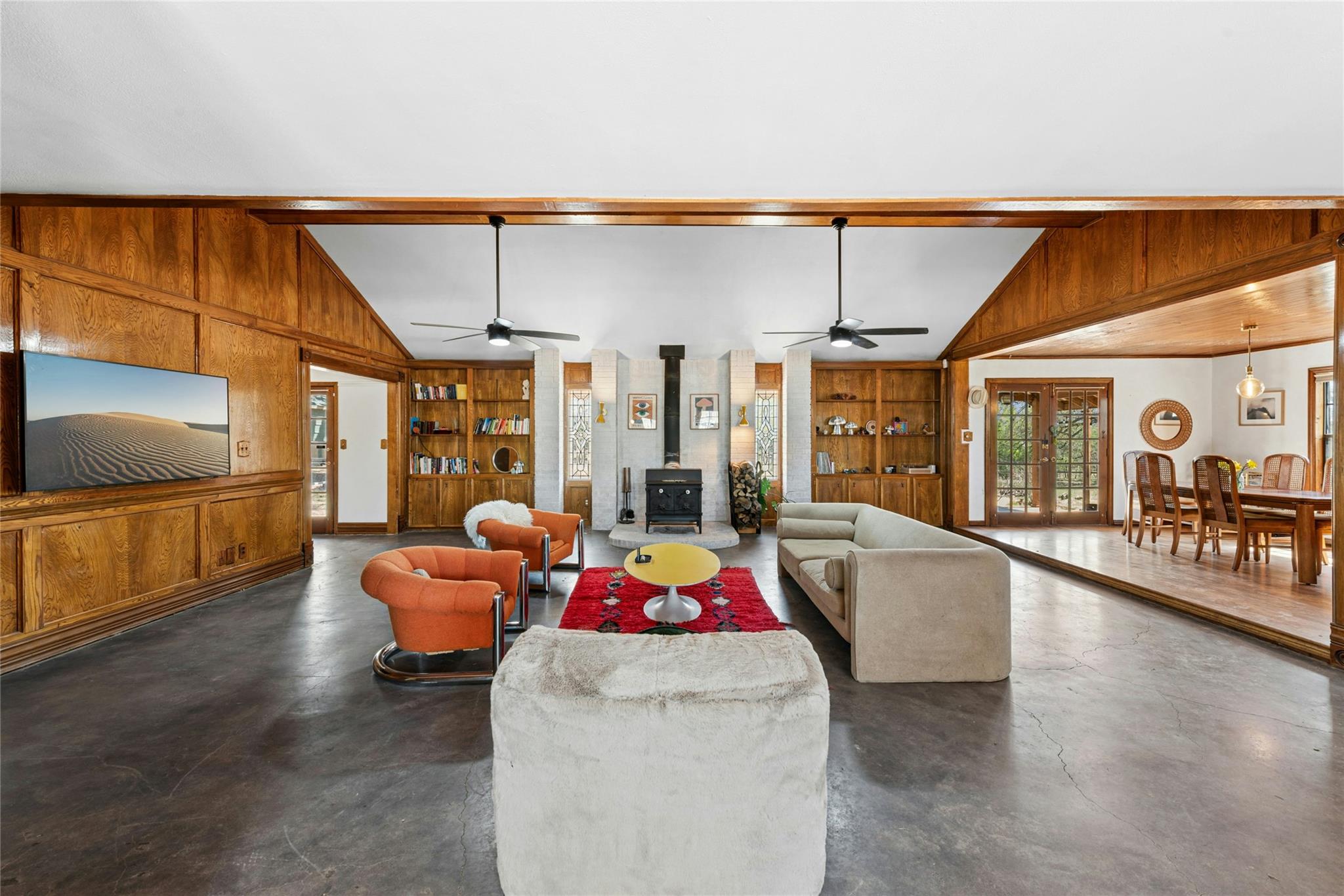 5050 Fm 535, Cedar Creek, TX 78612