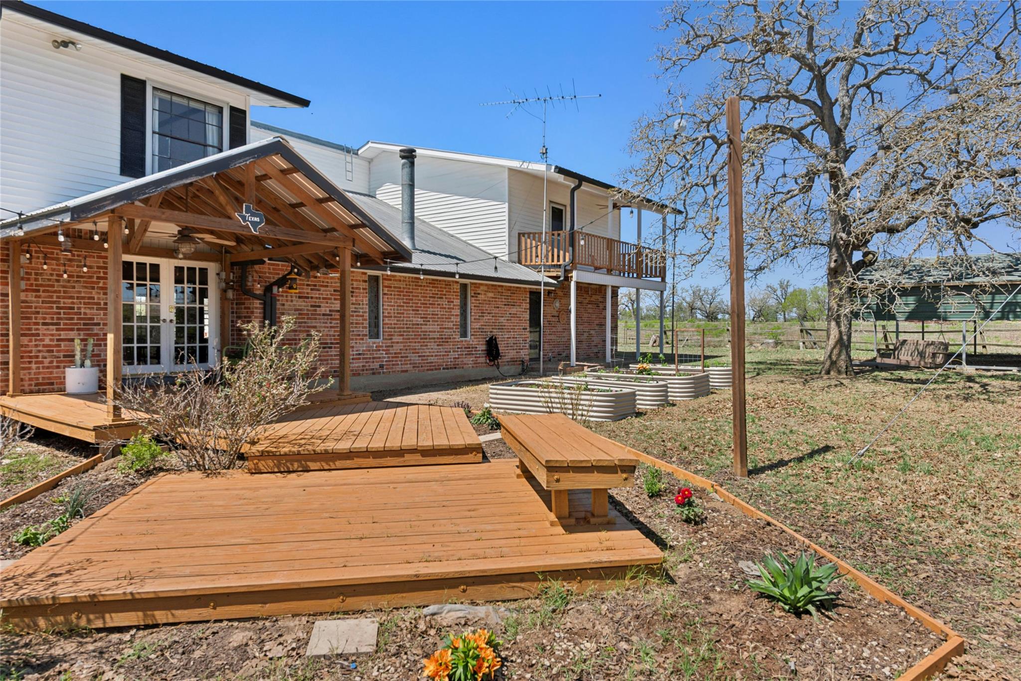 5050 Fm 535, Cedar Creek, TX 78612