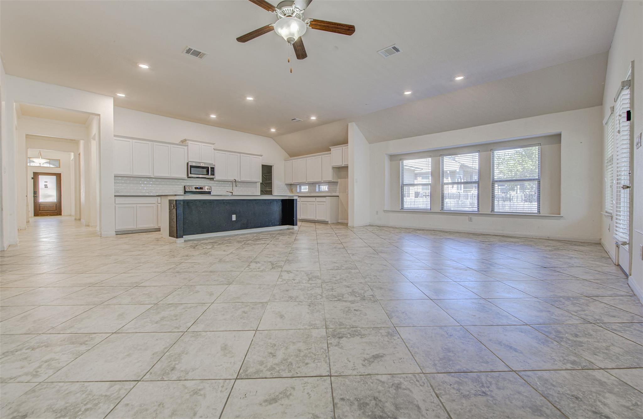 413 Pinnacle View Dr, Georgetown, TX 78628