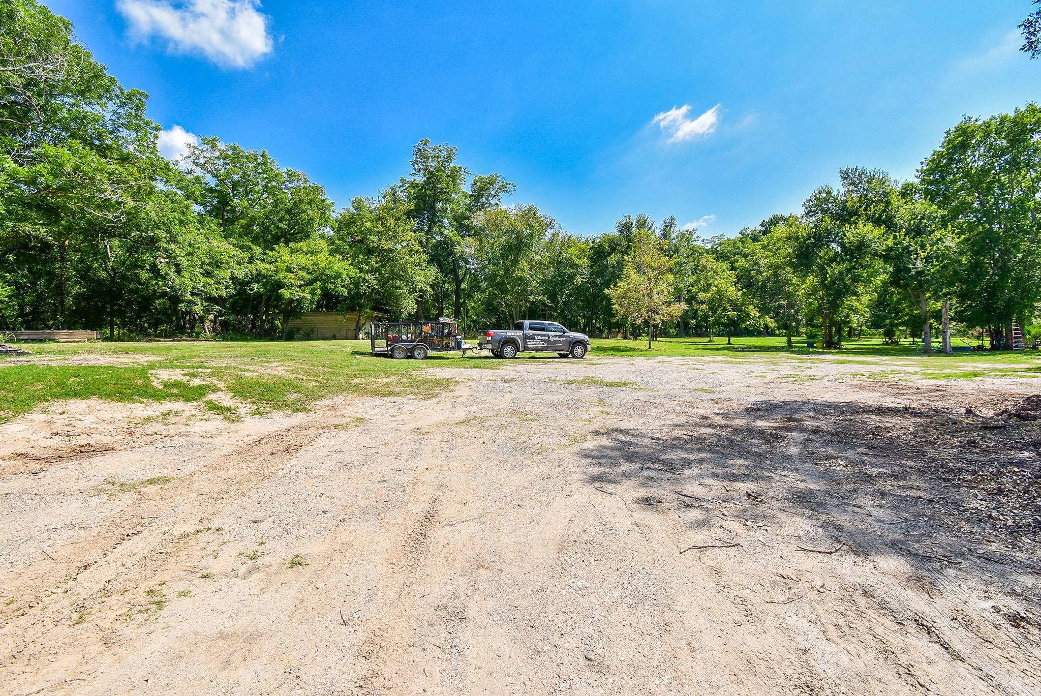 39551 Donigan Rd, Brookshire, TX 77423