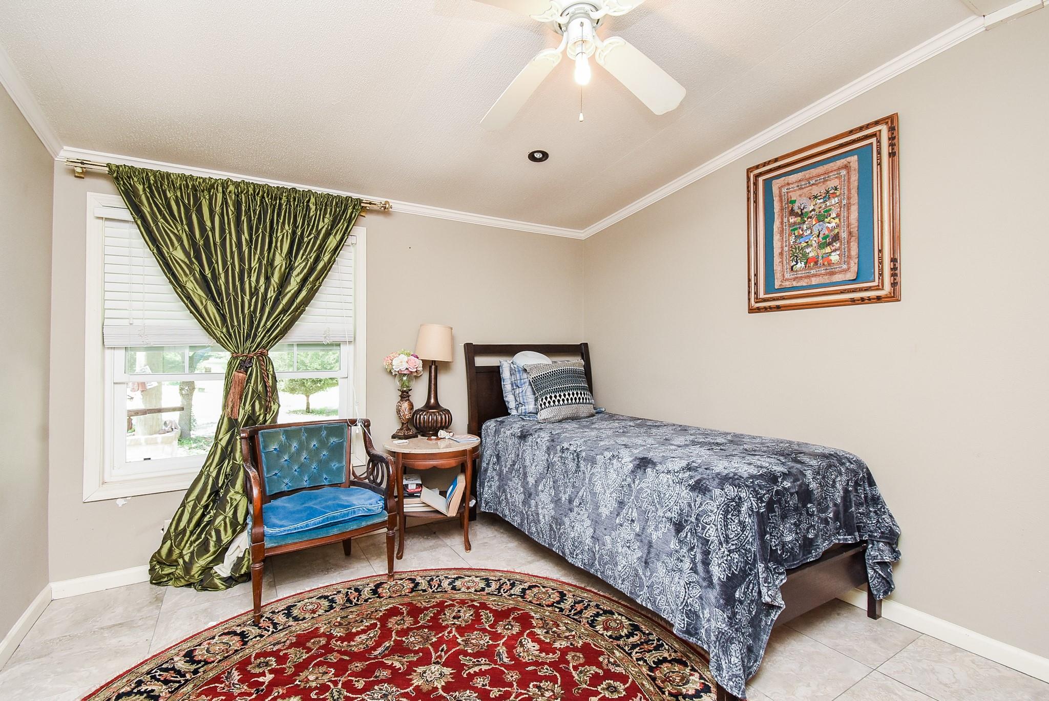 39551 Donigan Rd, Brookshire, TX 77423