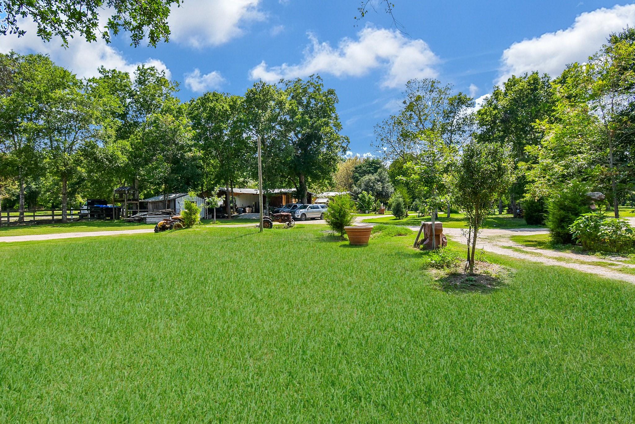 39551 Donigan Rd, Brookshire, TX 77423