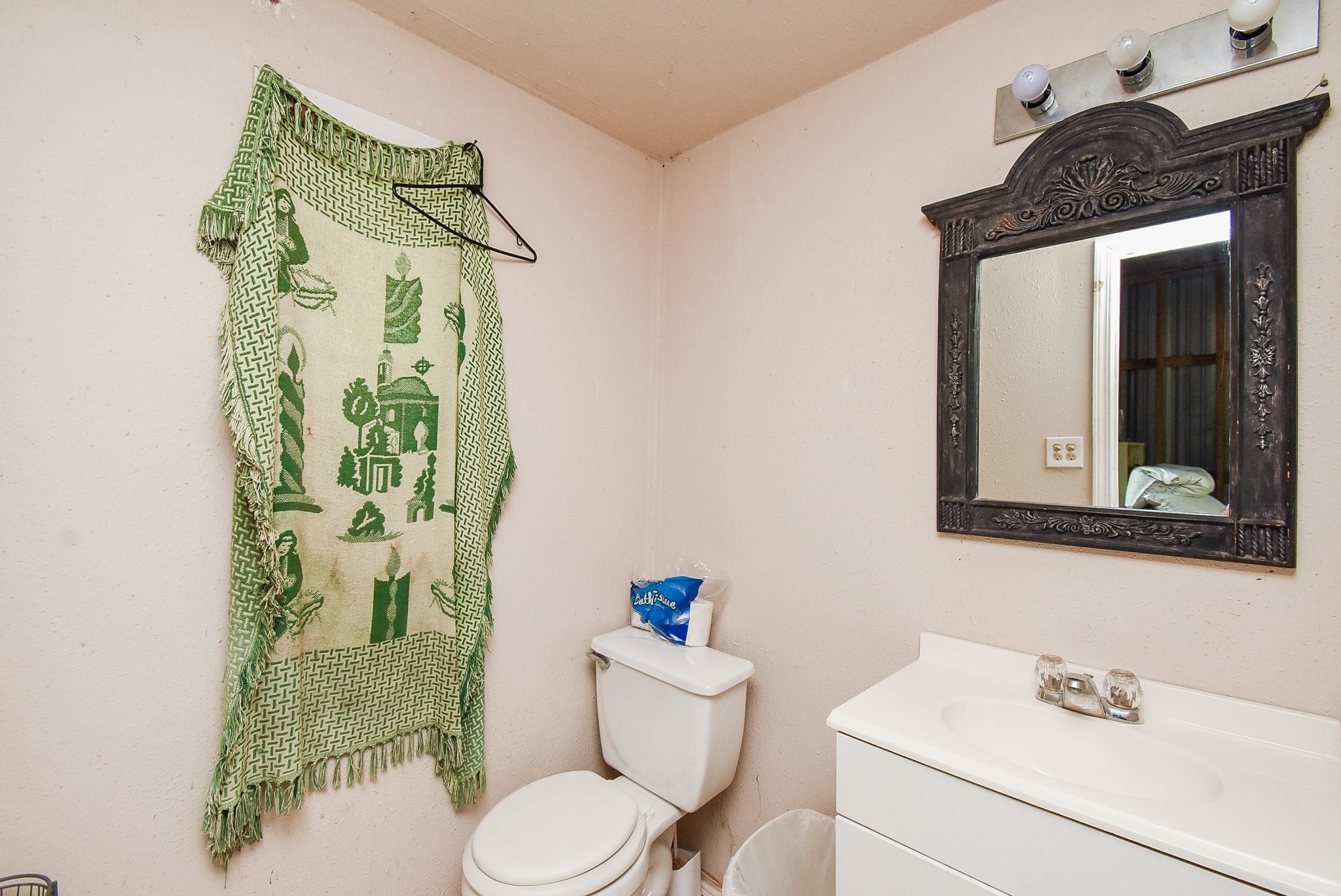 39551 Donigan Rd, Brookshire, TX 77423