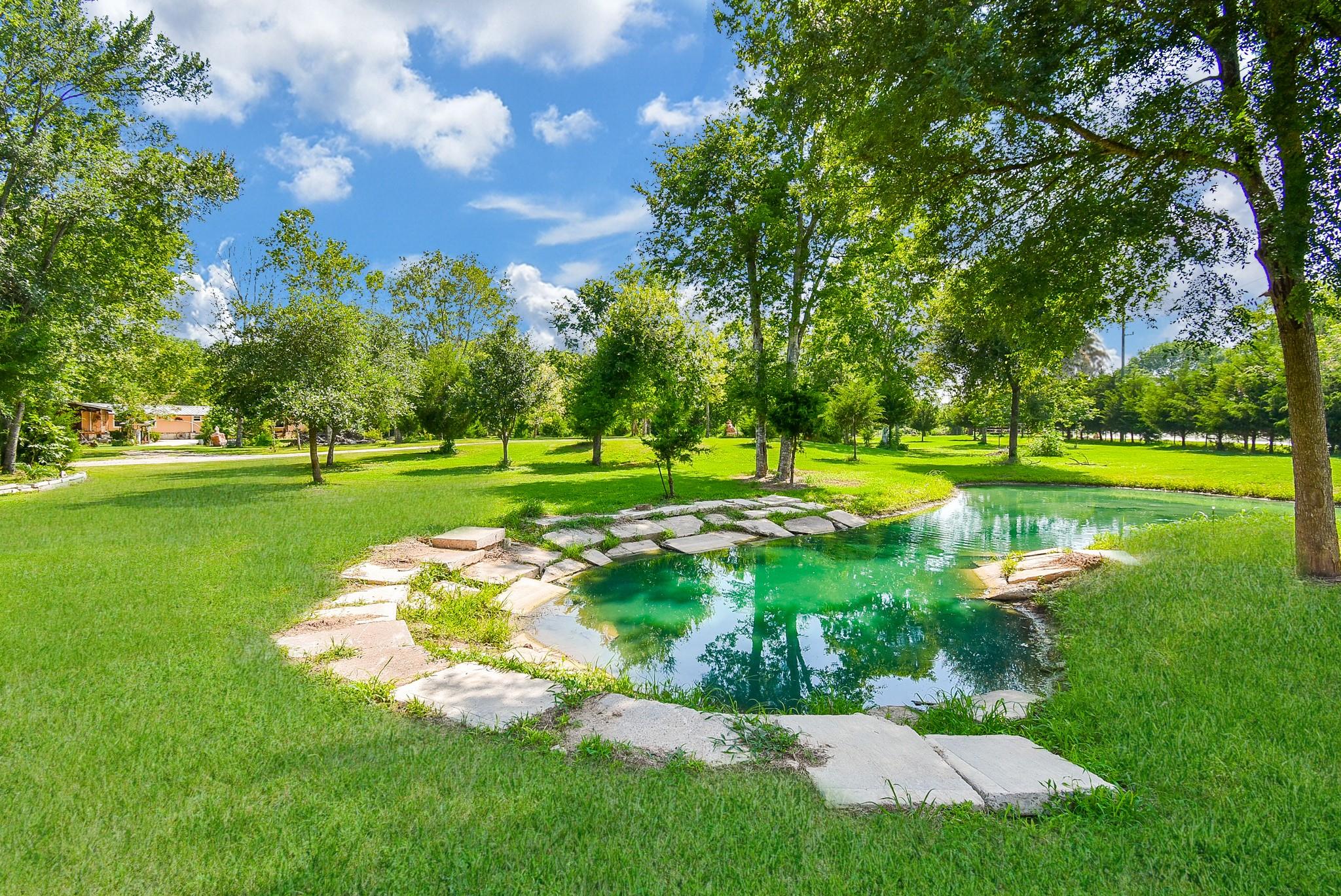 39551 Donigan Rd, Brookshire, TX 77423