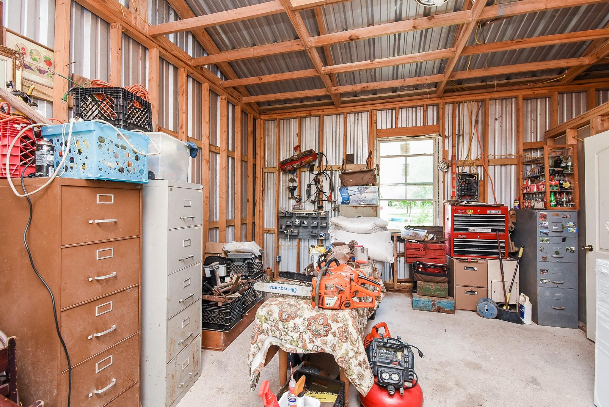 39551 Donigan Rd, Brookshire, TX 77423