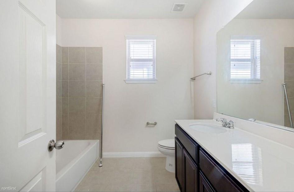 1401 Little Elm Trl # 114, Cedar Park, TX 78613