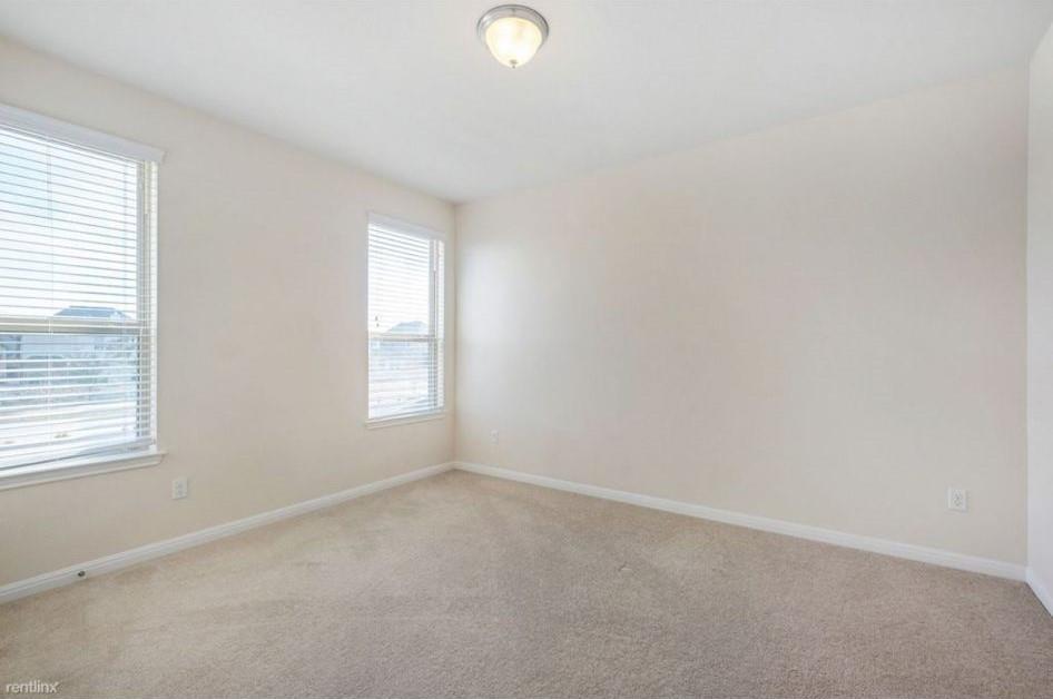 1401 Little Elm Trl # 114, Cedar Park, TX 78613