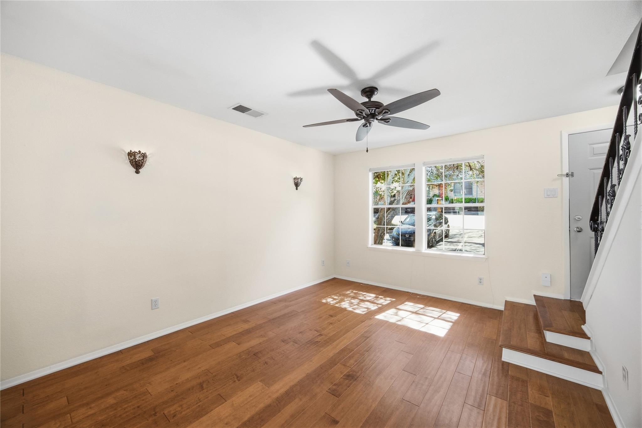 1411 Gracy Farms Ln # 52, Austin, TX 78758