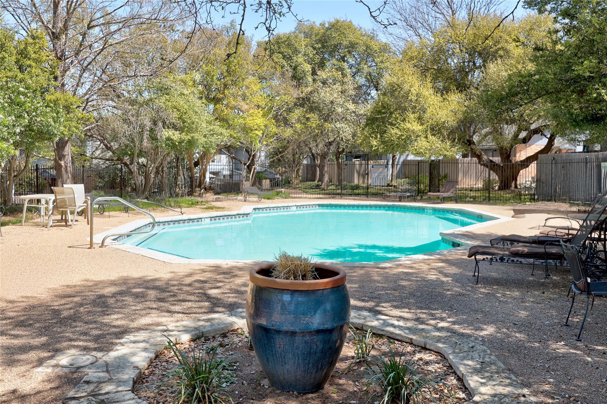 1411 Gracy Farms Ln # 52, Austin, TX 78758