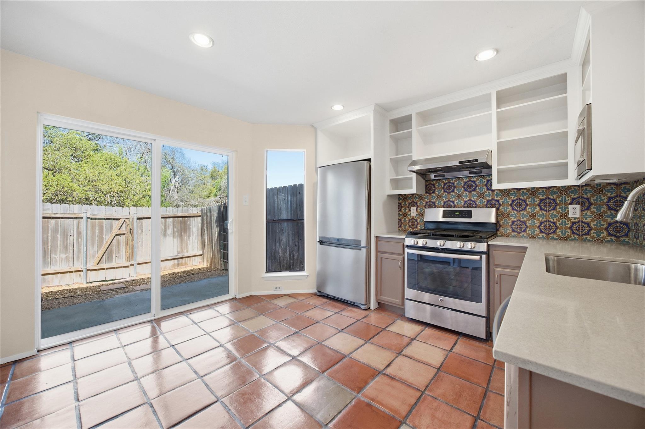 1411 Gracy Farms Ln # 52, Austin, TX 78758