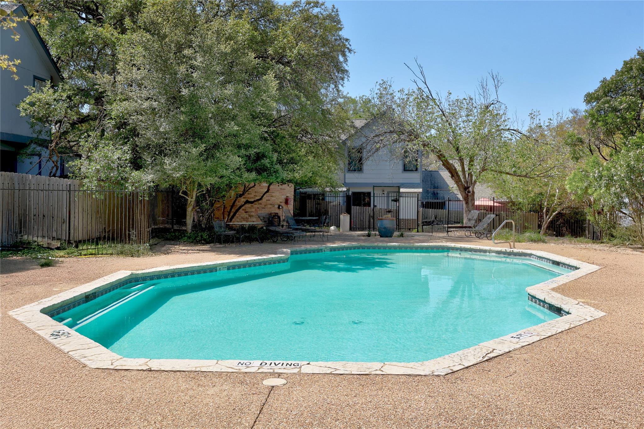 1411 Gracy Farms Ln # 52, Austin, TX 78758