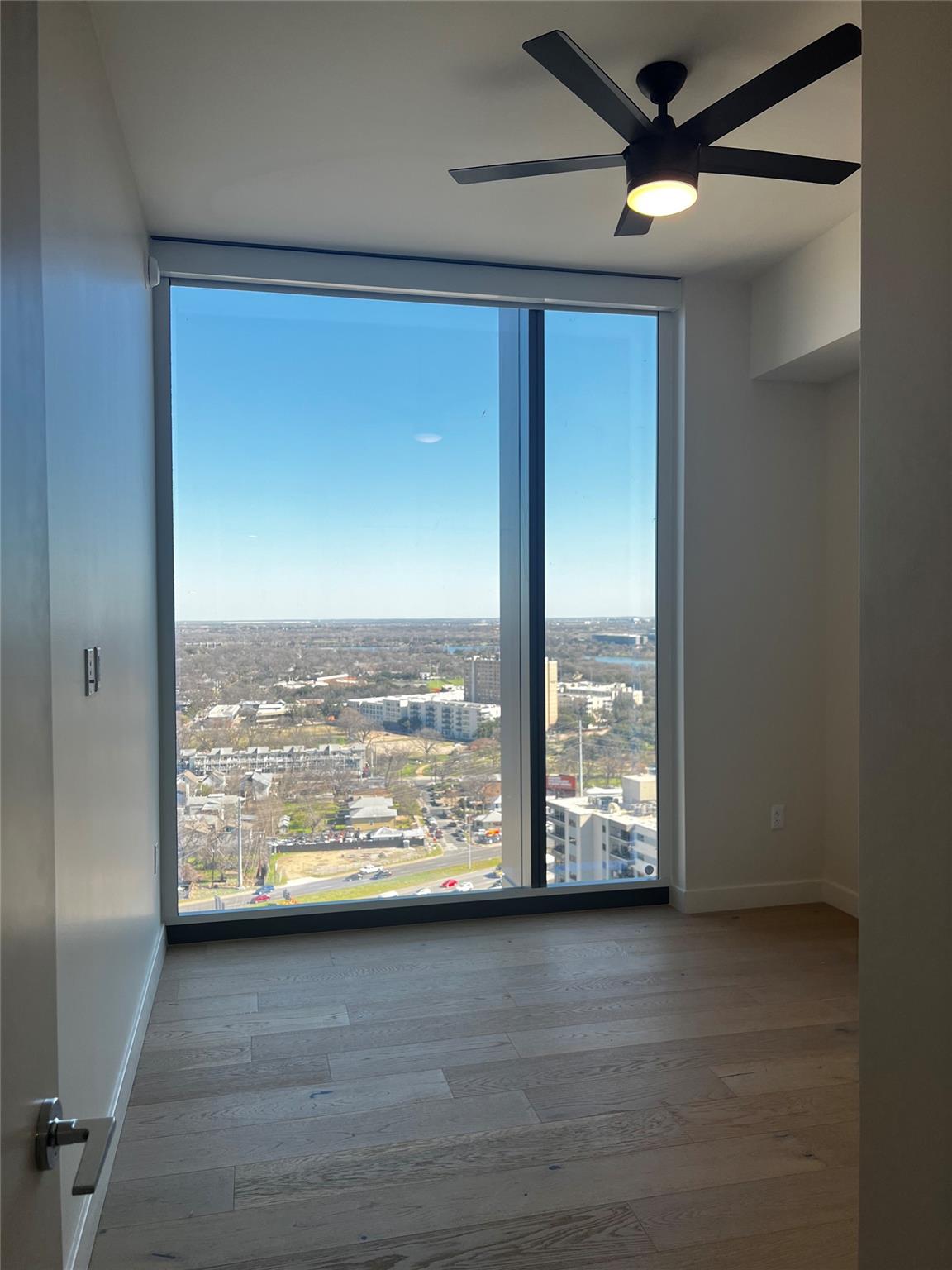 44 East #2107 Ave, Austin, TX 78701