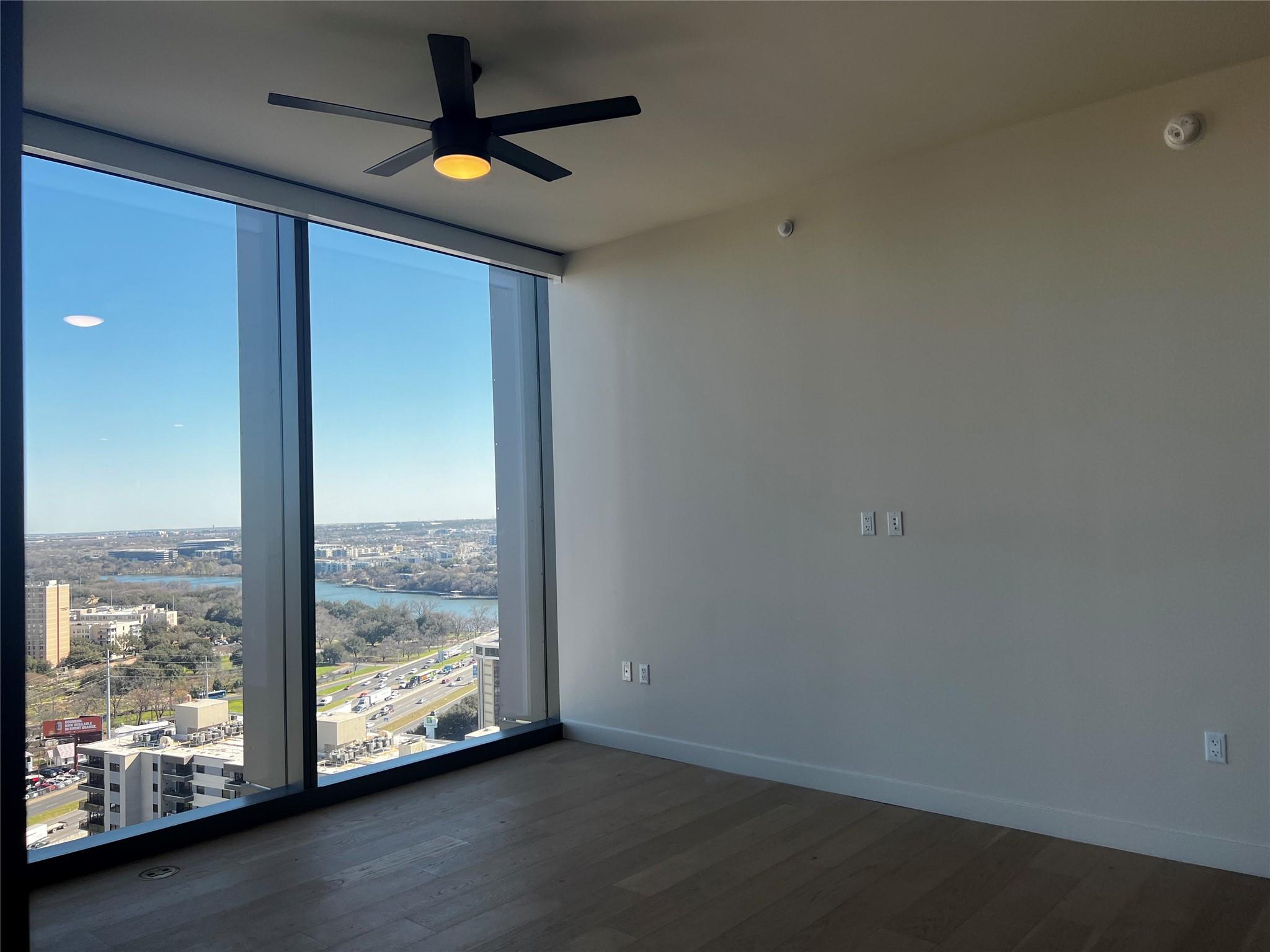 44 East #2107 Ave, Austin, TX 78701