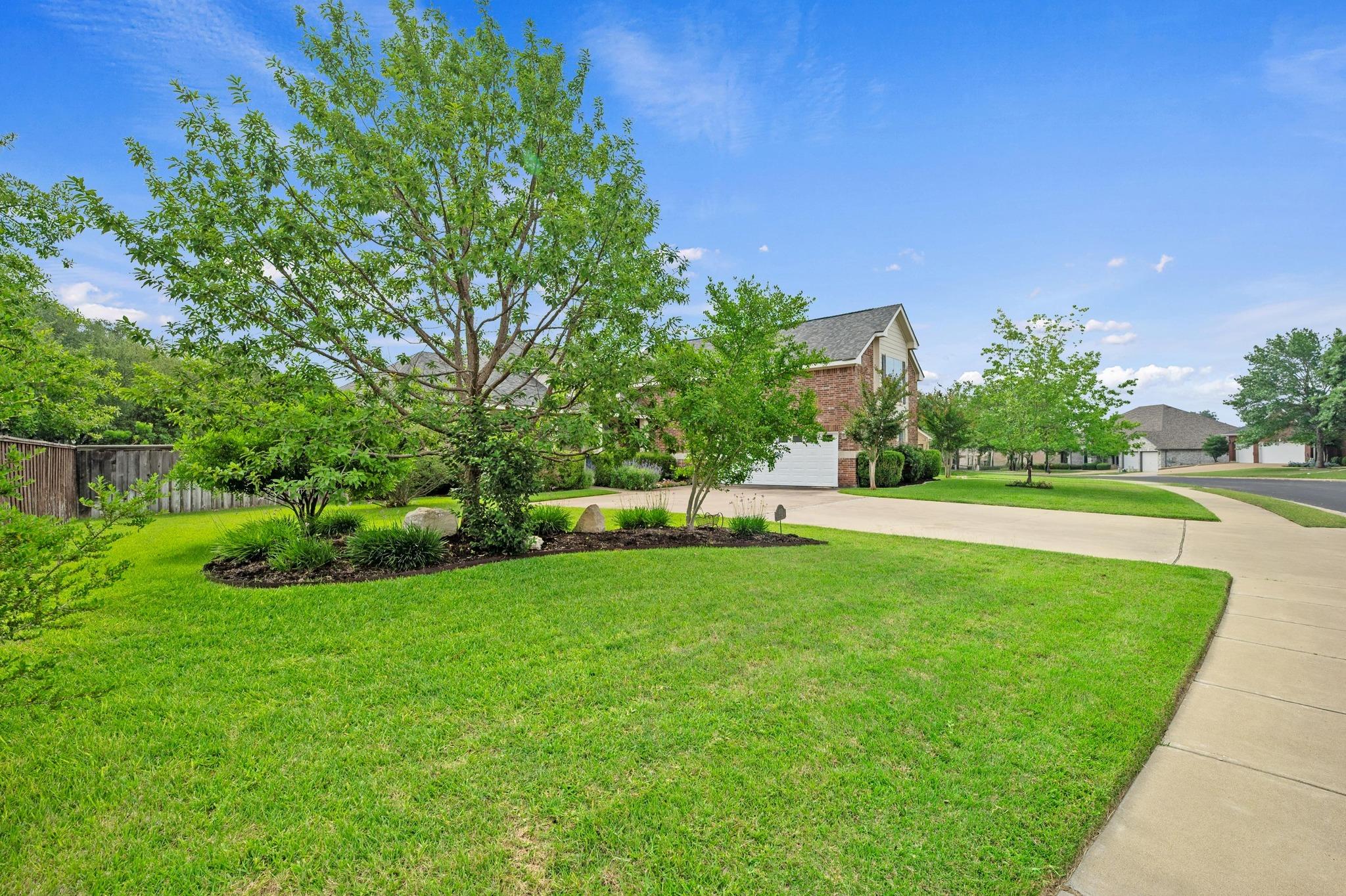 4013 Harvey Penick Dr, Round Rock, TX 78664