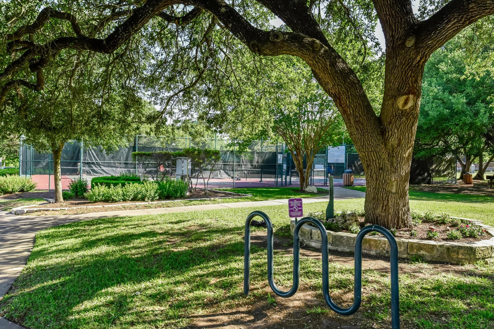 4013 Harvey Penick Dr, Round Rock, TX 78664