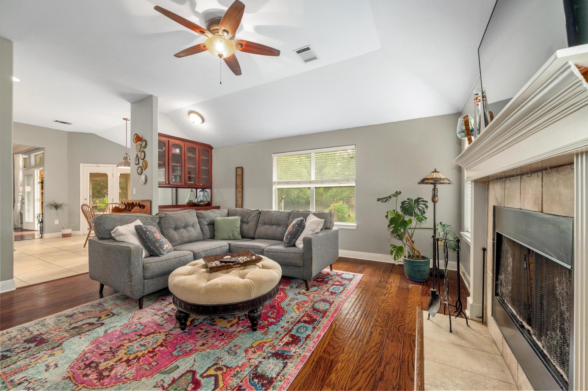 4013 Harvey Penick Dr, Round Rock, TX 78664