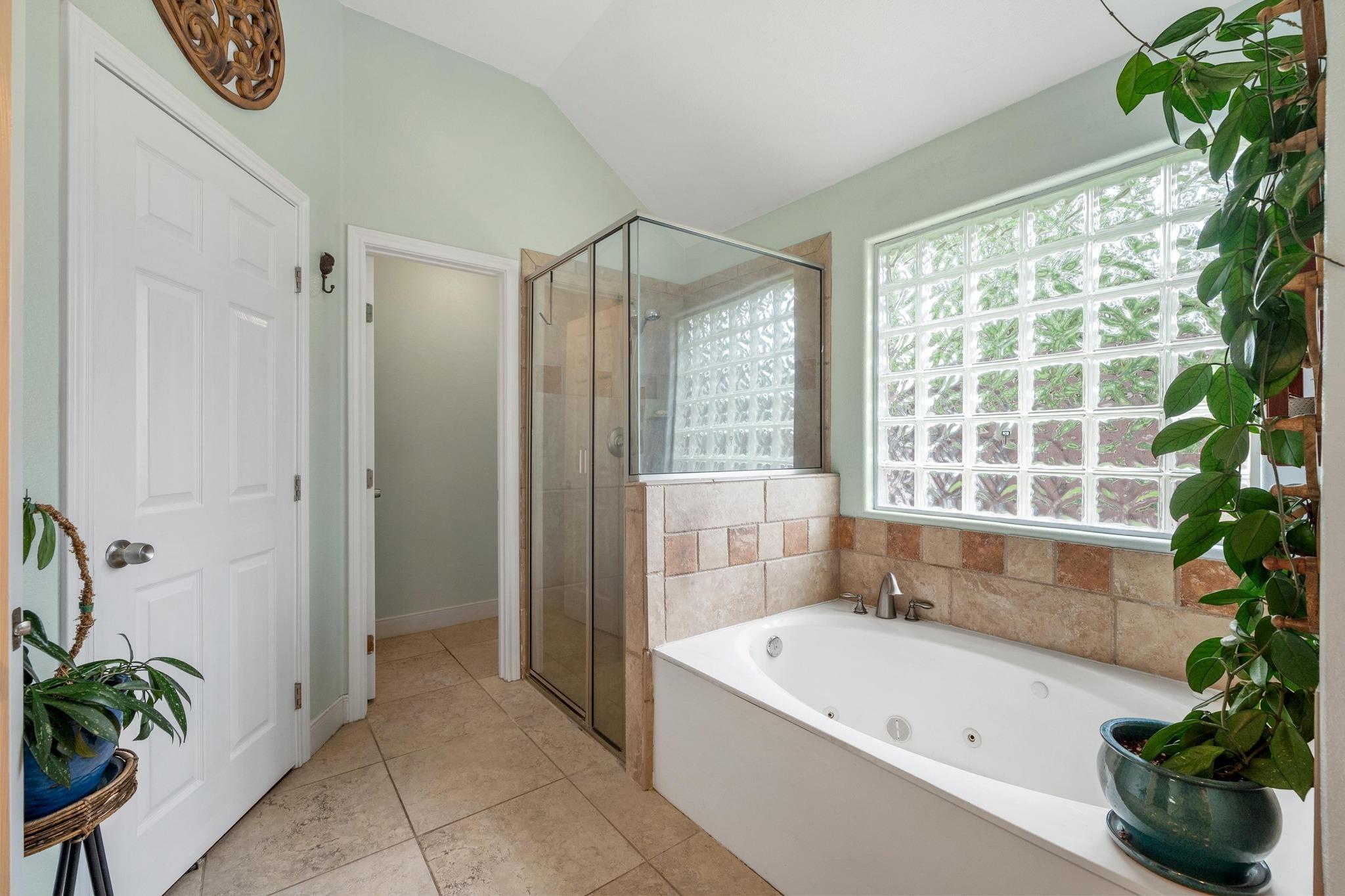 4013 Harvey Penick Dr, Round Rock, TX 78664