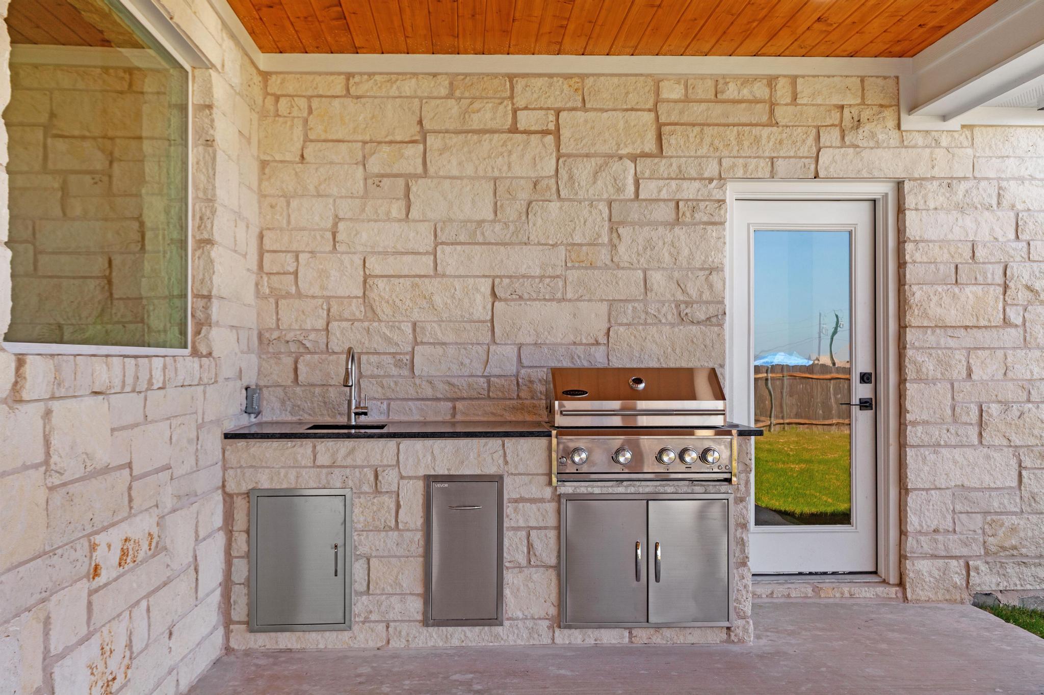 8134 Travertine Ln, Moody, TX 76557