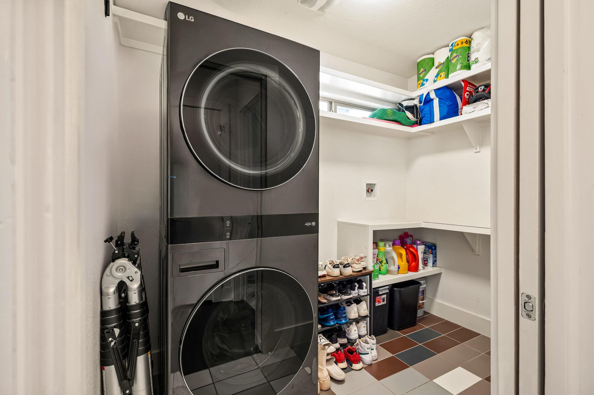 1124 Linden St # B, Austin, TX 78702