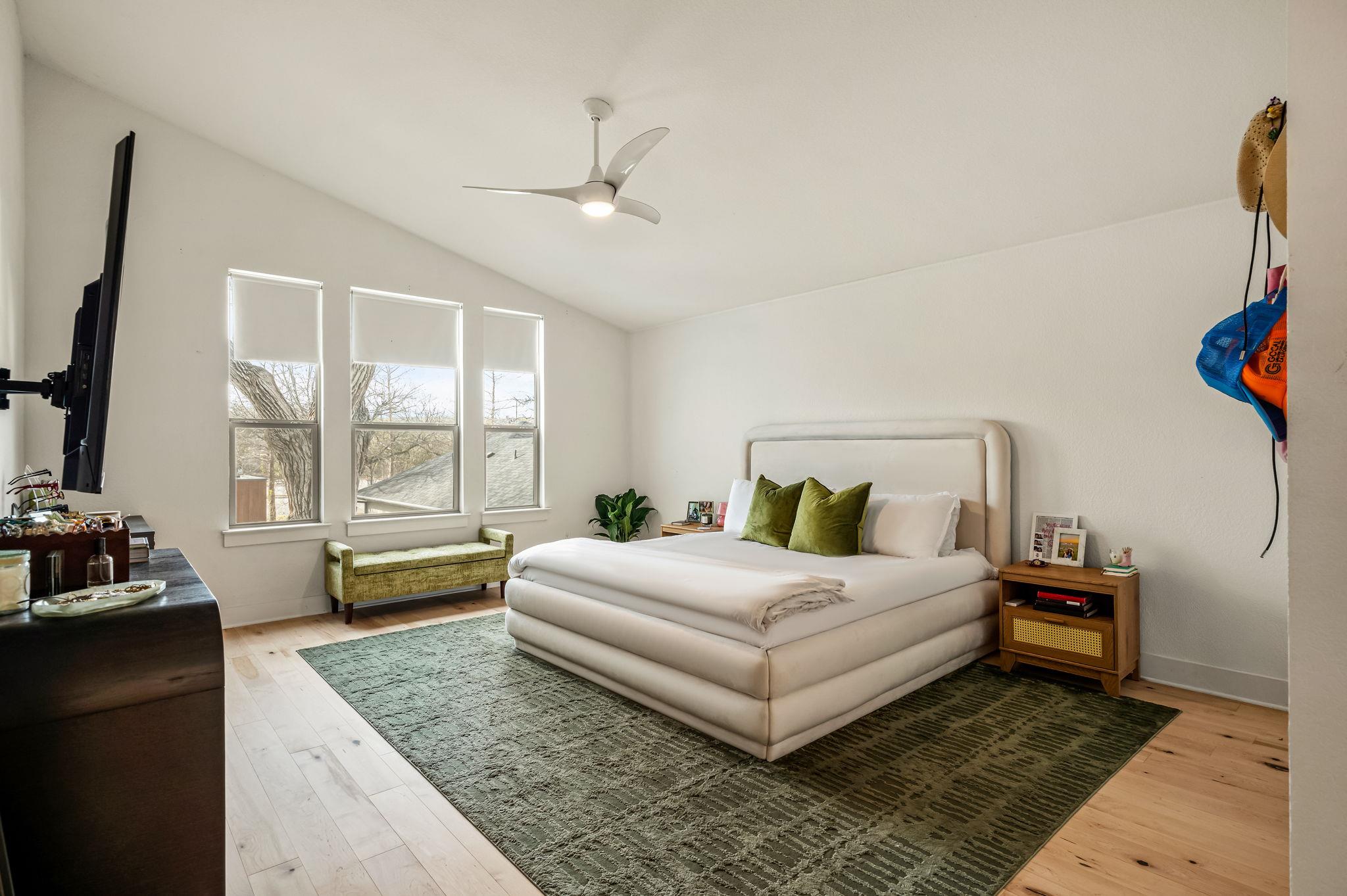 1124 Linden St # B, Austin, TX 78702