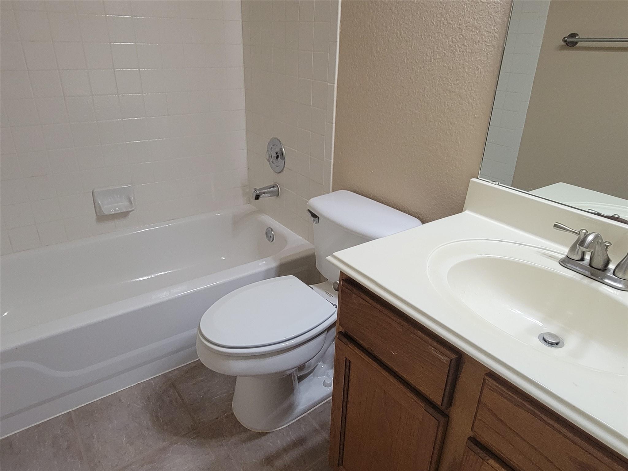 2100 Pipers Field Dr # 46, Austin, TX 78758