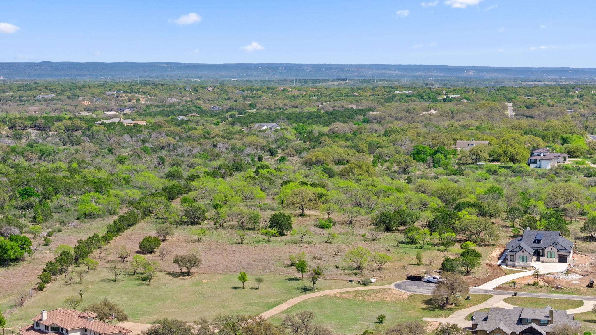 305 Running Brook Trl, Spicewood, TX 78669