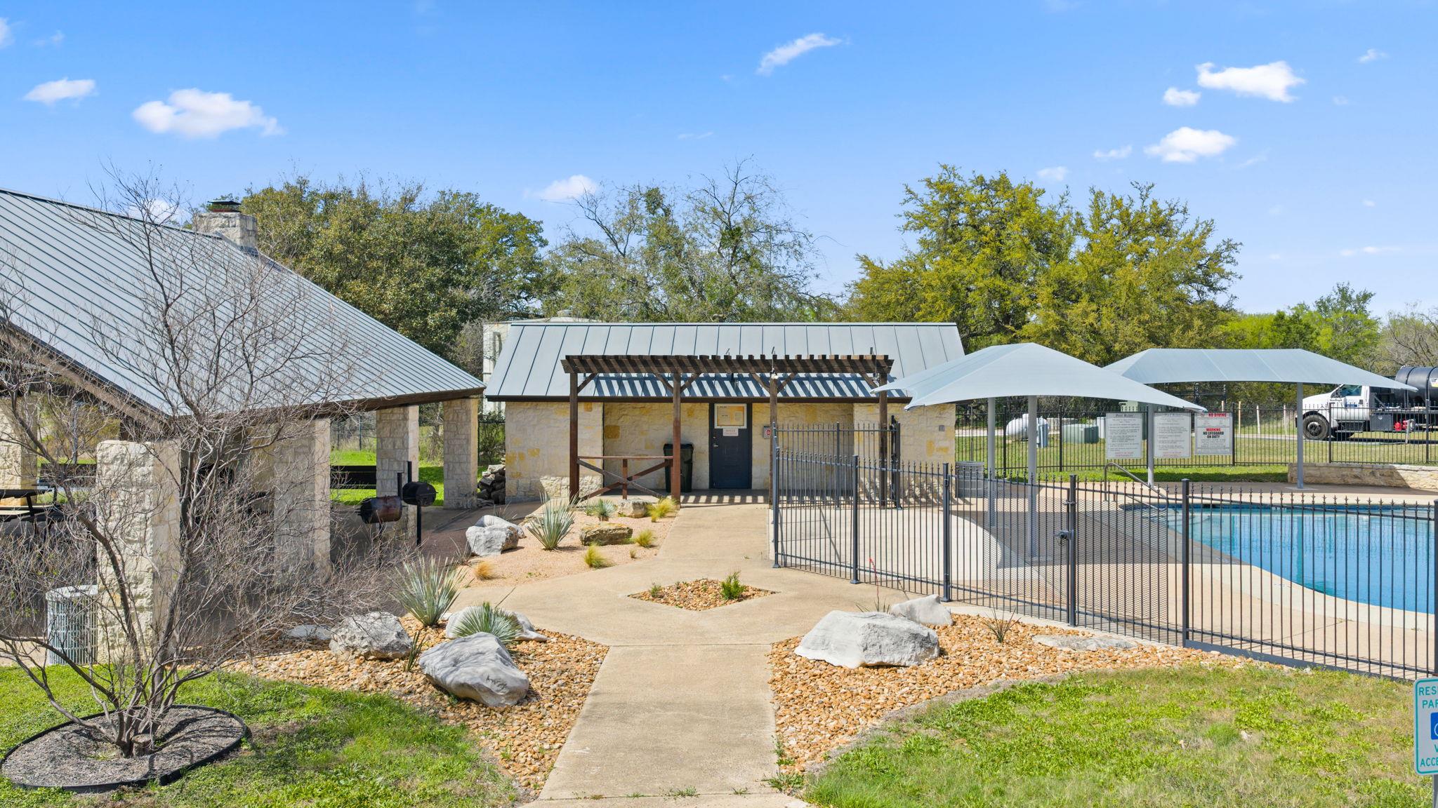 305 Running Brook Trl, Spicewood, TX 78669