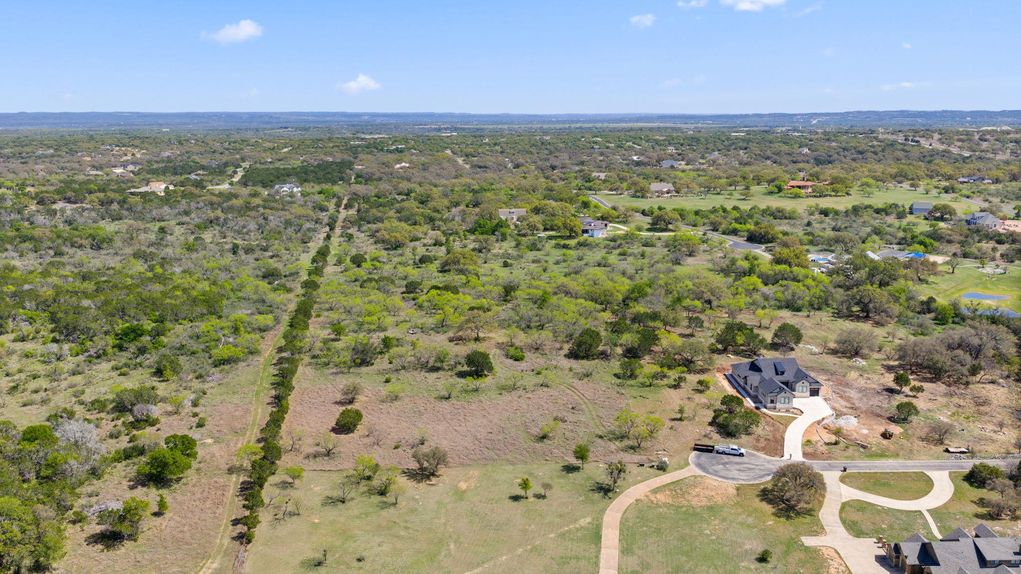 305 Running Brook Trl, Spicewood, TX 78669