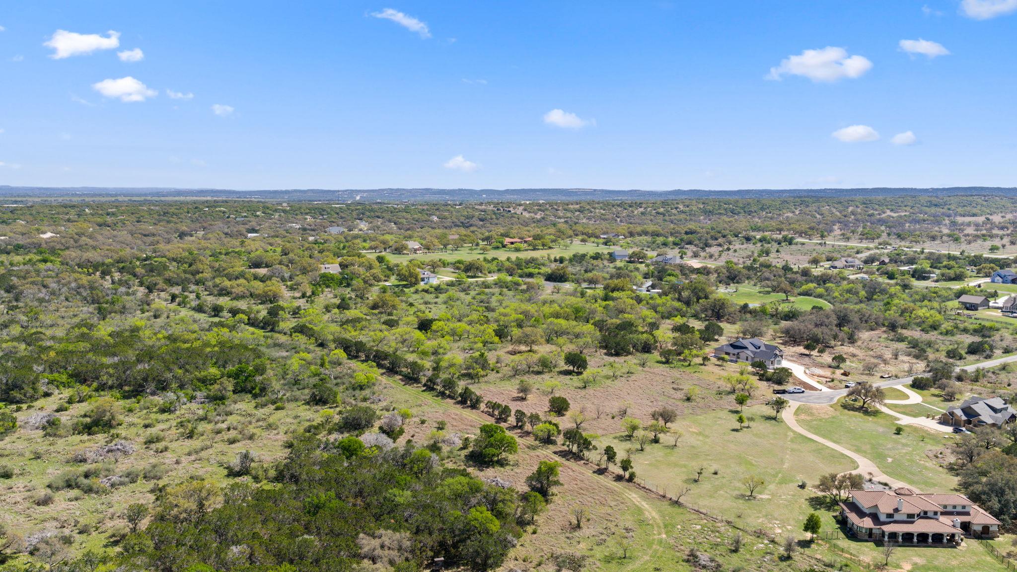 305 Running Brook Trl, Spicewood, TX 78669