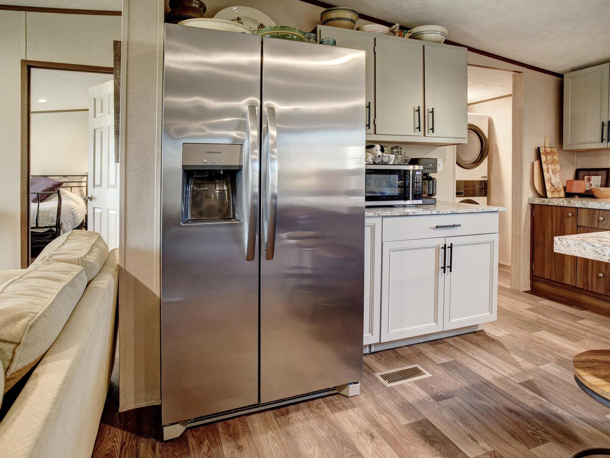 235 Pinehill Dr, Bastrop, TX 78602