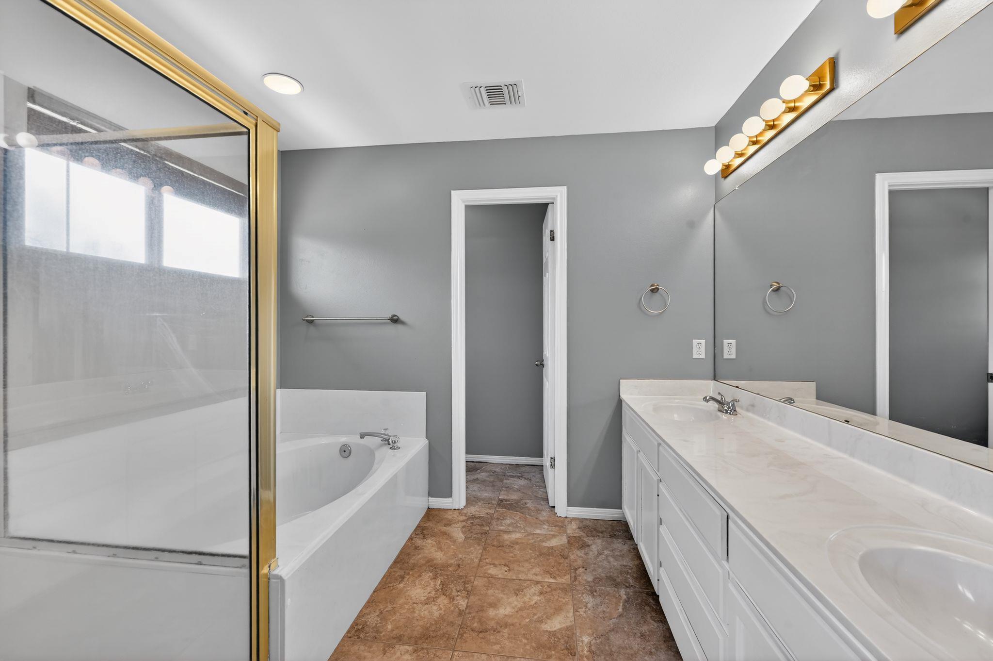 1124 Oaklands Dr, Round Rock, TX 78681