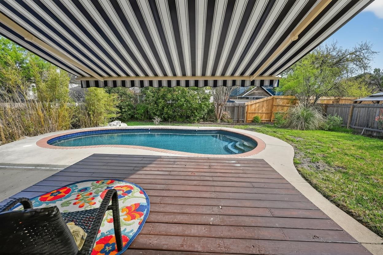 1124 Oaklands Dr, Round Rock, TX 78681