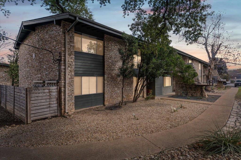 1304 Mariposa Dr # 206, Austin, TX 78704