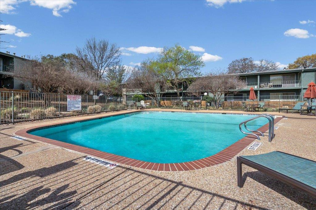 1304 Mariposa Dr # 206, Austin, TX 78704