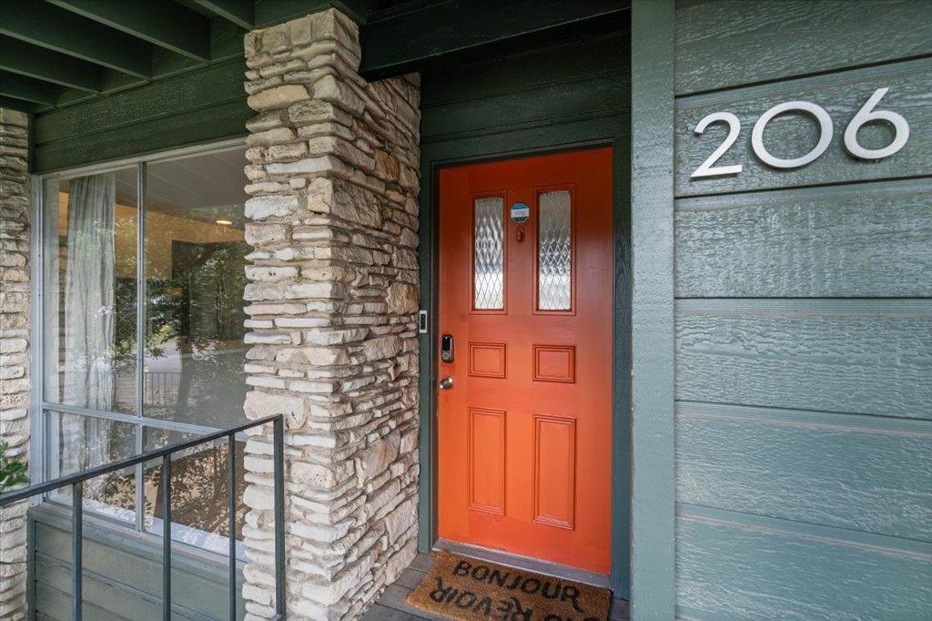 1304 Mariposa Dr # 206, Austin, TX 78704